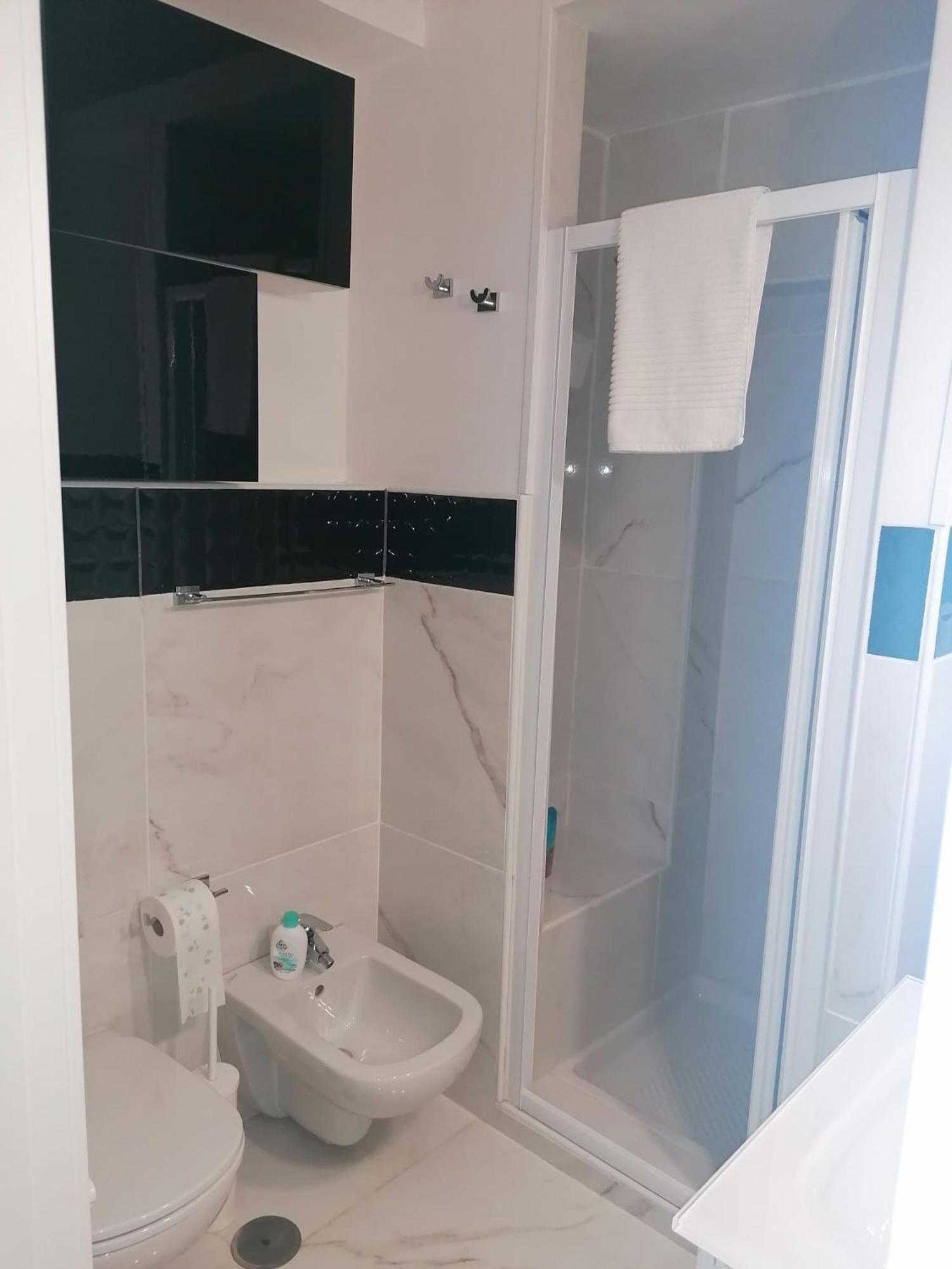 Fiumicino Aeroporto Casa Vacanze Orchidea Экстерьер фото
